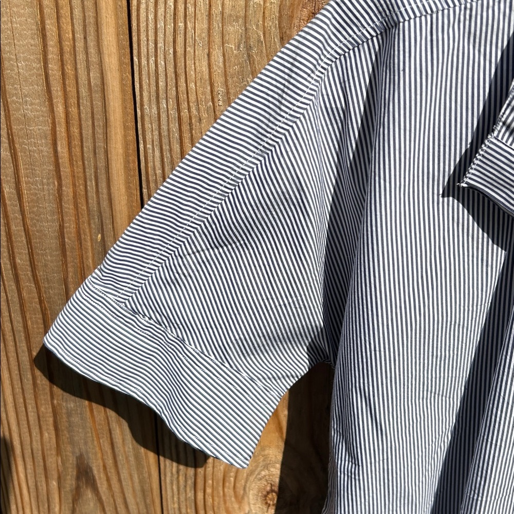 ANN MASHBURN Soleil Blue and White Pinstripe Short-Sleeve Popover Shirt Small - Picture 4 of 10